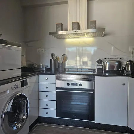 Frente Al Mar Primera Linea De Playa Samil Vigo