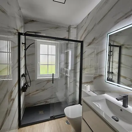 Appartement Frente Al Mar Primera Linea De Playa Samil