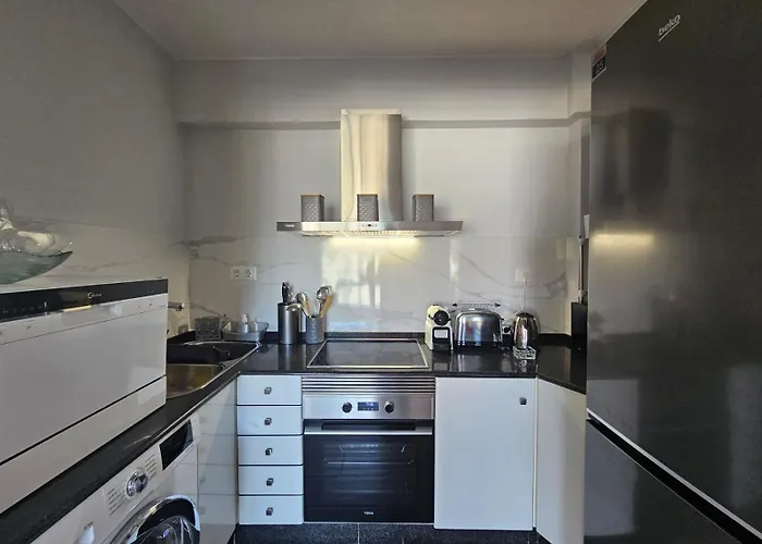 Frente Al Mar Primera Linea De Playa Samil Apartament